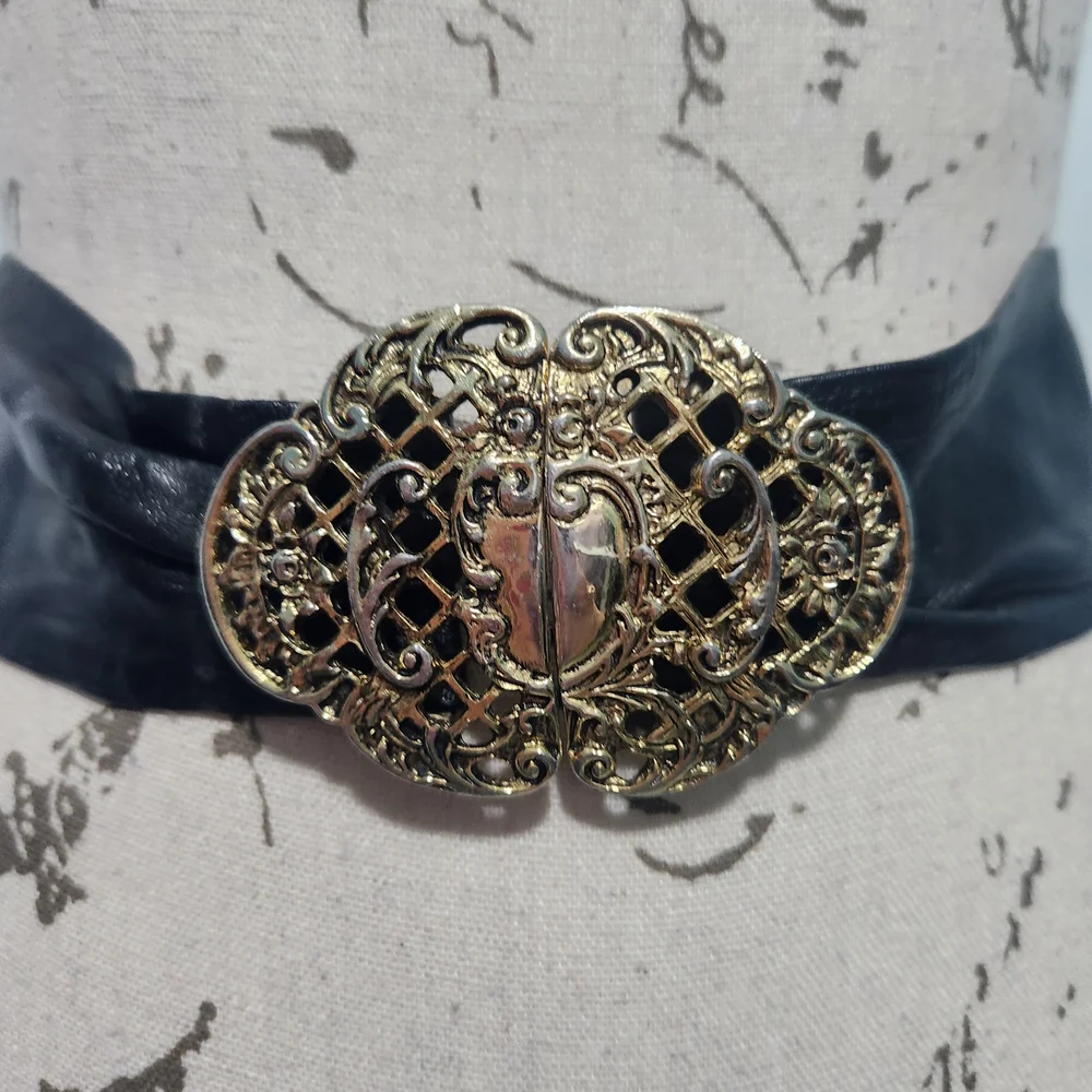 Vintage Western Clara Micha Pleather Belt W Gold Color Metal Buckle.